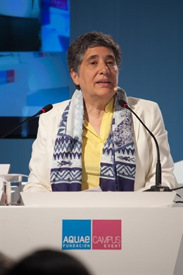 Josefina Maestu