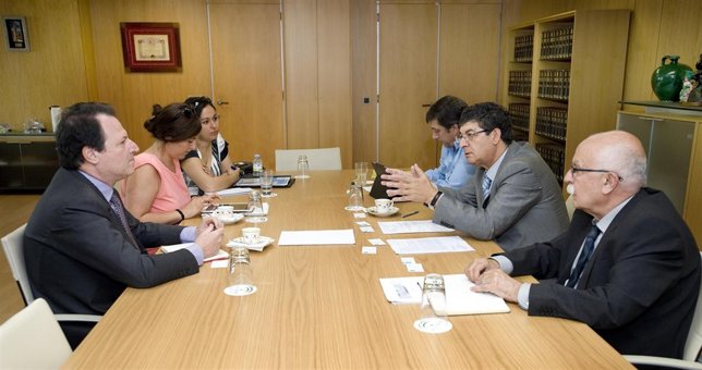 Junta se compromete con Naciones Unidas a mantener 800.000 euros a Palestina