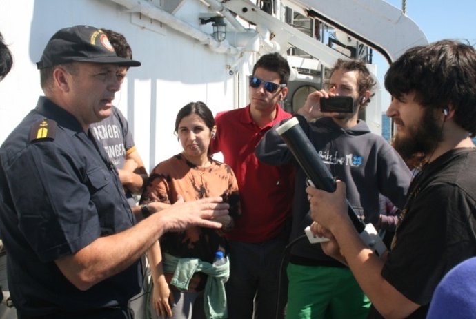 Uno de los momentos de las prácticas oceanográficas