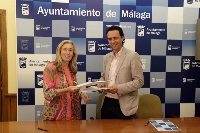 Acuerdo Protectora Animales Concejal Raúl Jiménez carmen Manzano 