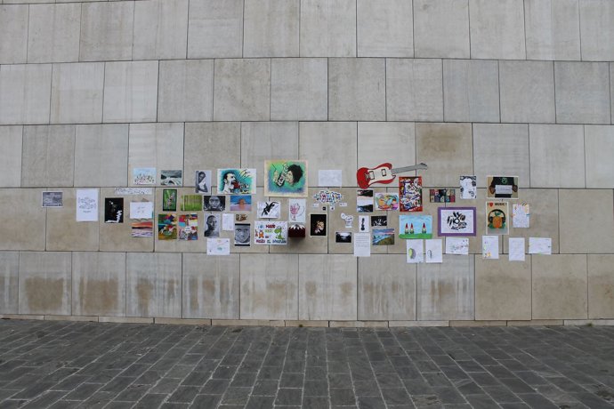 Muro del Paraninfo con obras de arte homenajeando a la naturaleza