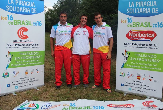 Equipo español de patrullas en piragüismo