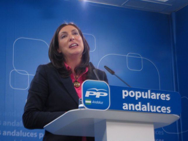 Dolores López Gabarro en la sede del PP-A