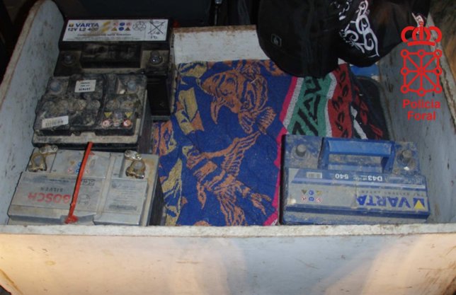 Baterías decomisadas por la Policía Foral.