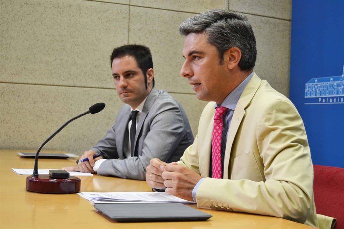 Criado y Lorite en la rueda de prensa