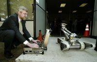 Robots refuerzan la seguridad en el Mundial ante posibles atentados