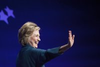 Clinton: "El ataque de Benghazi no impide que concurra a la Presidencia"