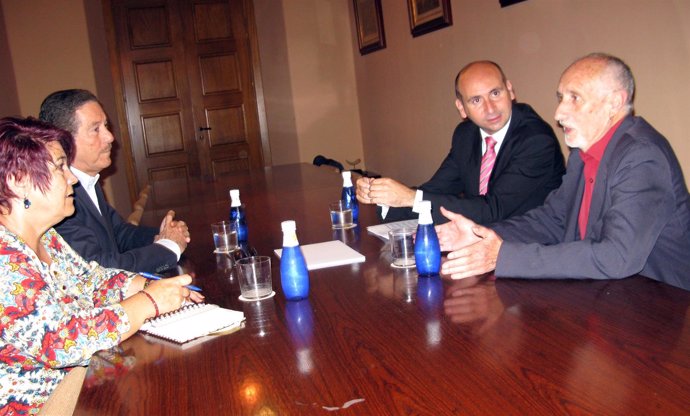 Conejo se reúne con el Consejo Social de la UMA con Antonio Morales presidente