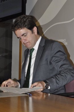 El portavoz del Gobierno de Aragón, Roberto Bermúdez de Castro.