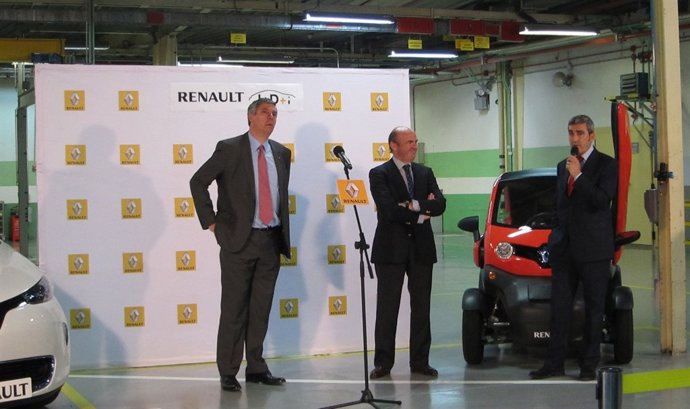 De Guindos y De los Mozos comparecen ante los medios