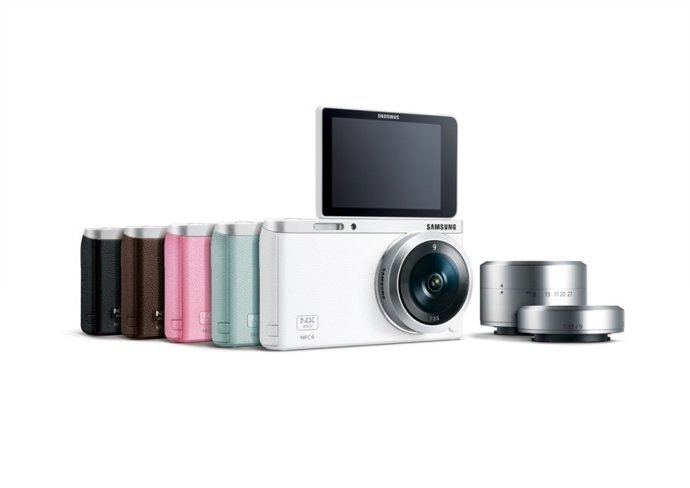 Samsung lanza la NX Mini, su último modelo de cámara inteligente