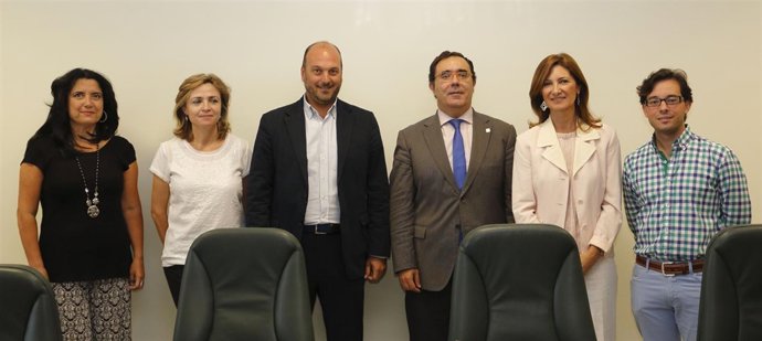 Alicia Martínez se reúne con Vicente Guzmán