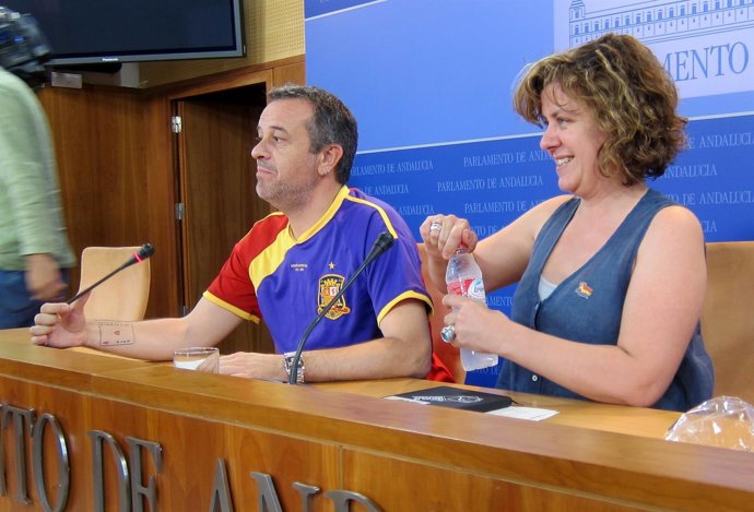 José Antonio Castro y Alba Doblas, en rueda de prensa.
