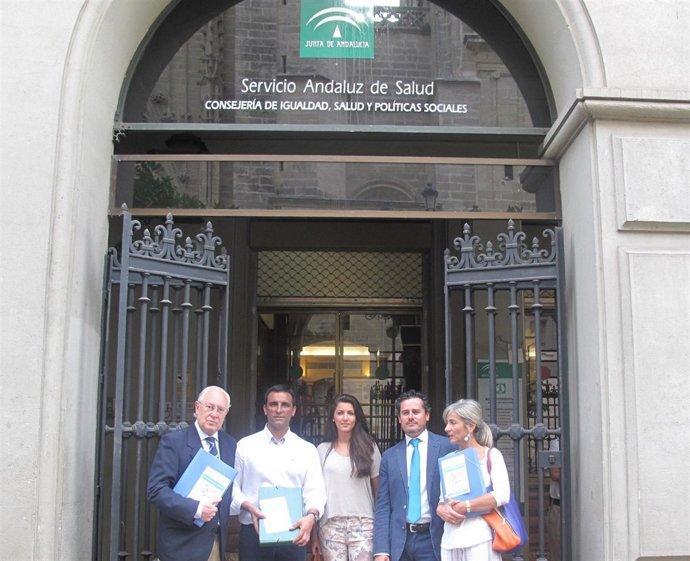 Entrega de las firmas.