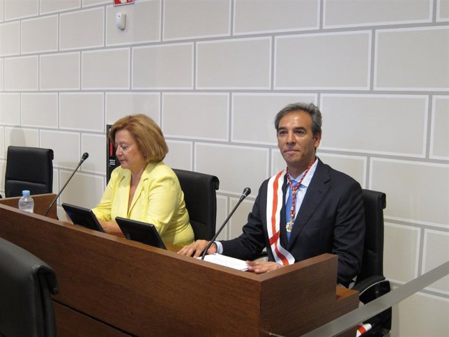 El alcalde de Utebo, Miguel Dalmau, ha tomado posesión como diputado provincial