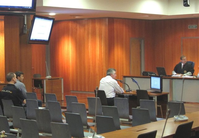 Roca declarando como testigo en el juicio contra Lendínez