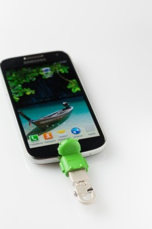 Adaptador Robot OTG Robot con forma de Android para microUSB de PNY