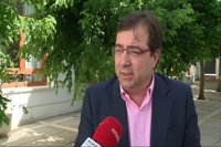 Vara invita a dimitir a los barones del PSOE con un apoyo inferior a la media el 25M