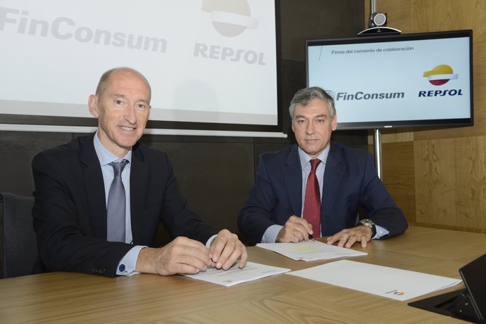 Firma acuerdo Repsol y FinConsum para potenciar el autogas