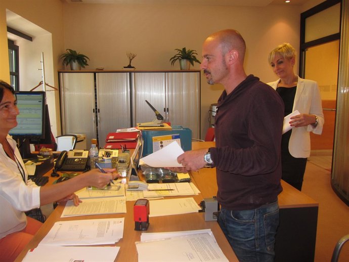 Jorge Espina formaliza su renuncia.