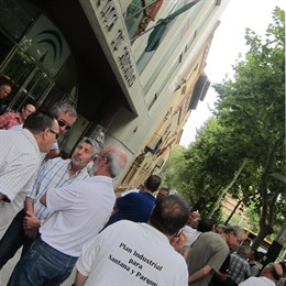 Extrabajadores De Santana Ante Innovación, Que Otros Compañeros Habían "Ocupado"