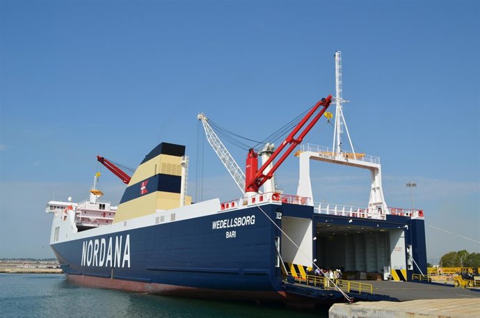 El barco Ro-Ro Wedellsborg de Nordana