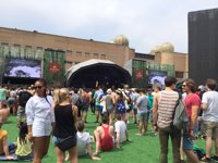 Drones, mucho calor y altas dosis de electrónica mandan en el Sónar de Día