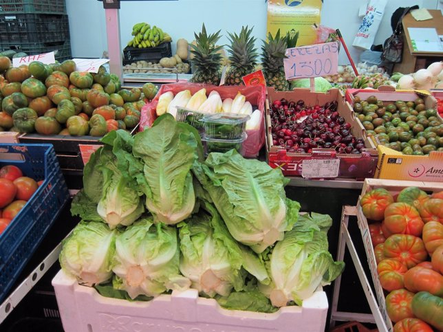 Navidad. Mercado. Compras. Tomates. Verdura. Huerta. IPC. Consumo