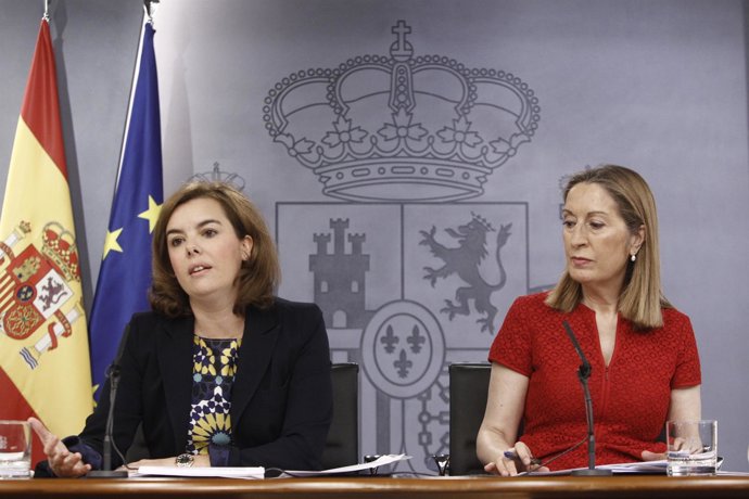 Soraya Sáenz de Santamaría y Ana Pastor