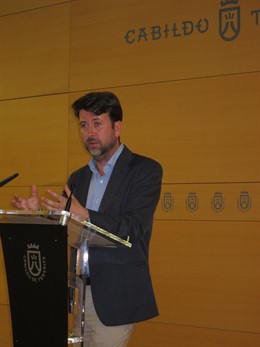 Carlos Alonso, en rueda de prensa