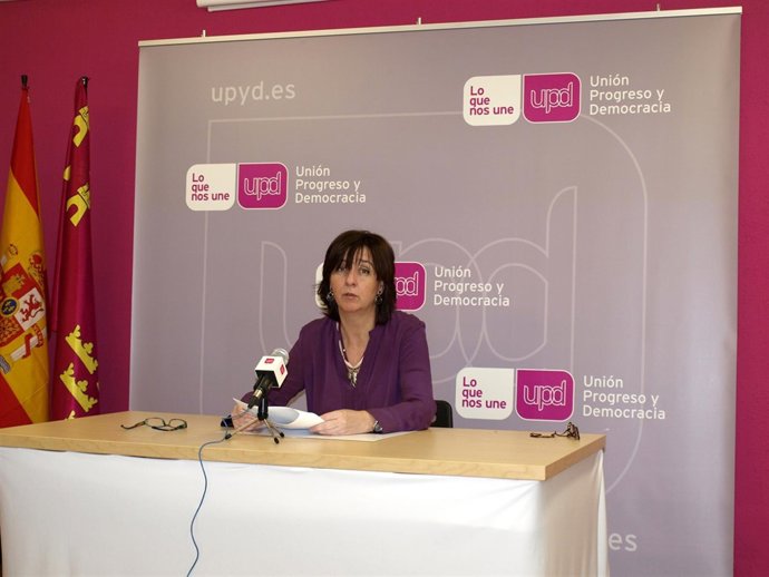 La responsable regional de UPyD, Fuensanta Máximo