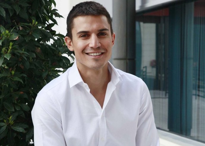 Alex González desvela que está soltero