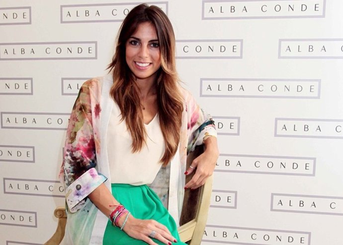 Melissa Jiménez hace sus pinitos en el mundo de la moda