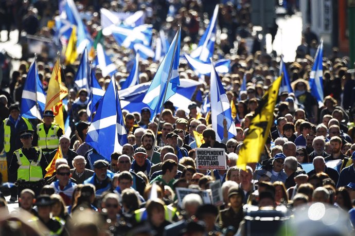 Manifestación a favor de la independencia de Escocia