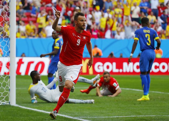 Seferovic tumba a Ecuador en el descuento 