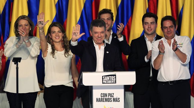 Juan Manuel Santos apuesta por la paz tras ser reelegido presidente de Colombia