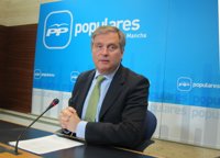 PP dice a PSOE que la Junta "no se quita de en medio" y colaborará con los ayuntamientos que abran comedores en verano