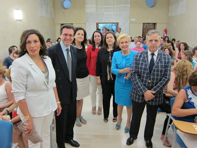 (Desde Dcha.) Fuentes, Quintanilla Y Responsables Del Taller Y De Zalima