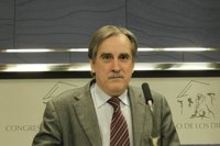 El PSOE recuerda a Barroso que la crisis financiera ha sido un "fenómeno europeo" y le recomienda "callar"