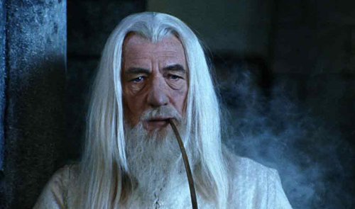 Sir Ian McKellen es Gandalf en El Señor de los Anillos y El Hobbit
