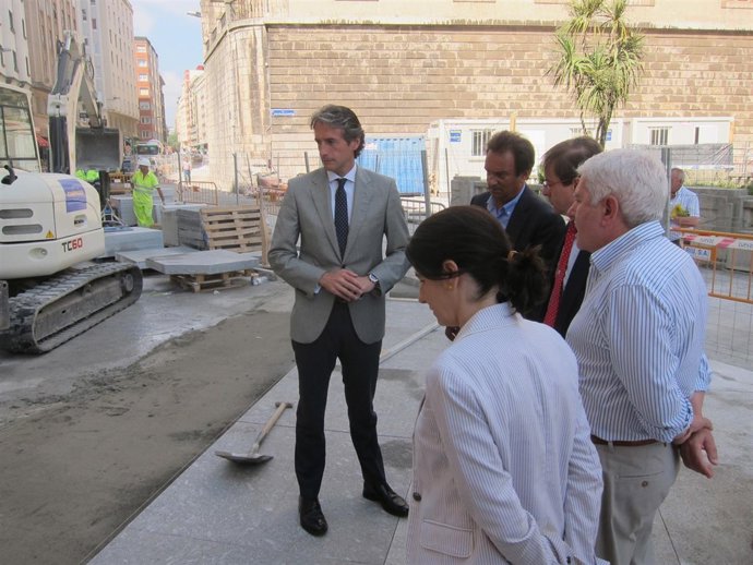 Visita a las obras de peatonalización de la calle Cádiz
