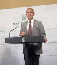 La Junta prevé tener listo "en pocas fechas" el "marco general" del nuevo modelo de diálogo social