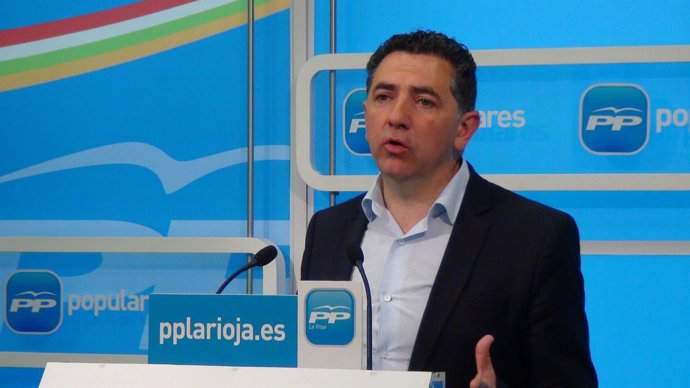 El secretario general del PP, Carlos Cuevas 