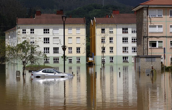 Inundaciones en Arriondas Asturias temporal