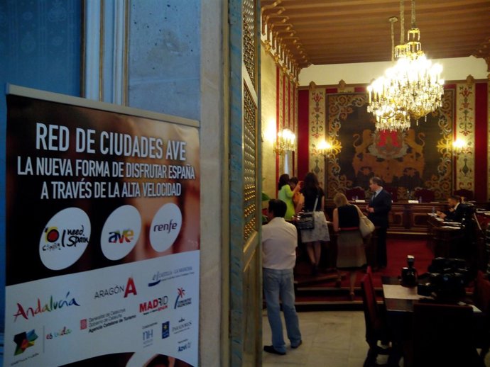 El acto de adhesión a la Red AVE se ha celebrado este martes en Alicante