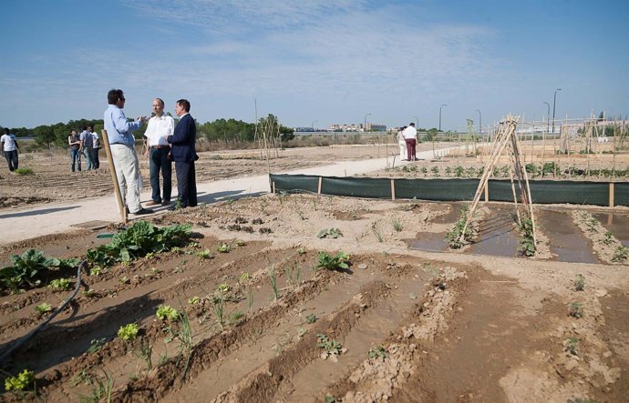 Inauguración de los huertos urbanos de Parque Goya