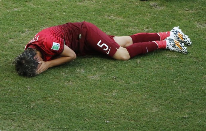 Fabio Coentrao, lesionado en el Mundial de Brasil