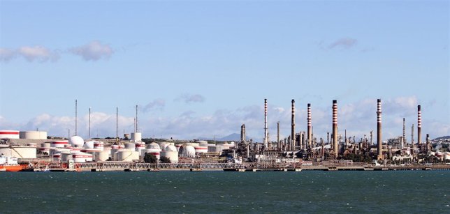 Refinería de Cepsa en San Roque