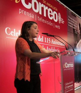Elena Cortés, consejera de Fomento y Vivienda.