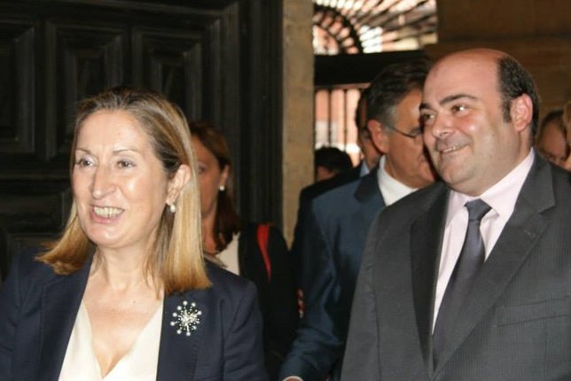 Ana Pastor y Agustín Iglesias Caunedo